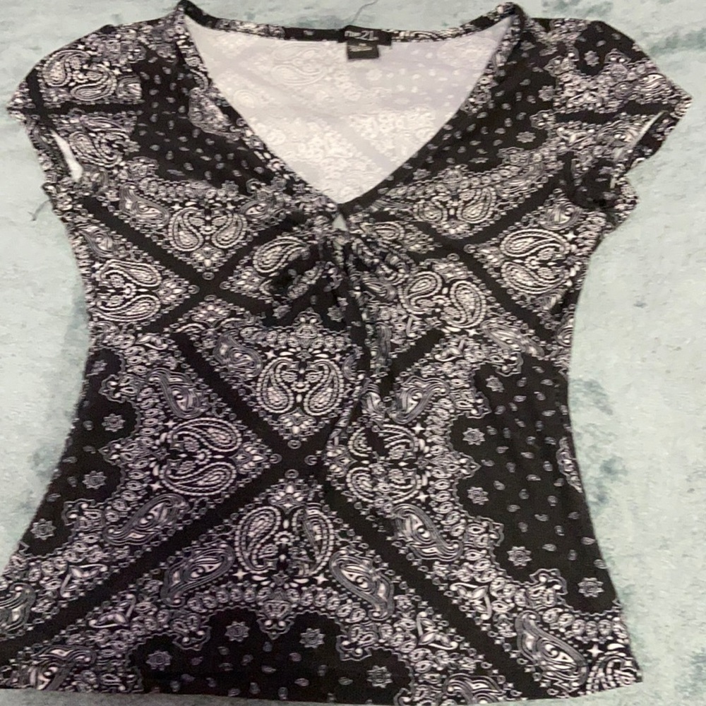 Black crop top